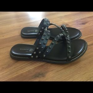 Chinese Laundry Silverlake sandals